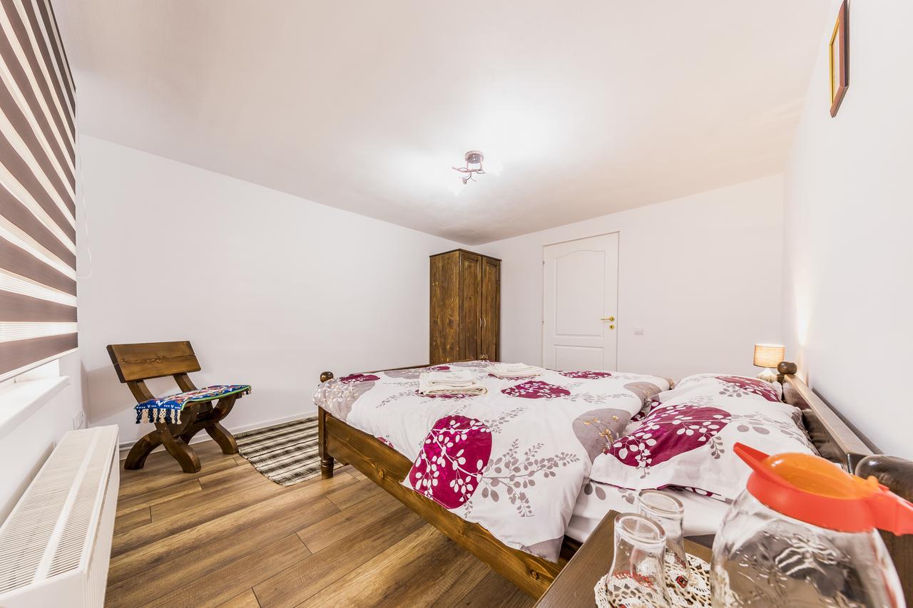 Hotel Casa Iancu Jina Esterno foto